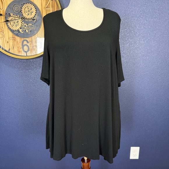 Bobeau Cold Shoulder Black Tunic Tee Plus Size 3X - Picture 1 of 8